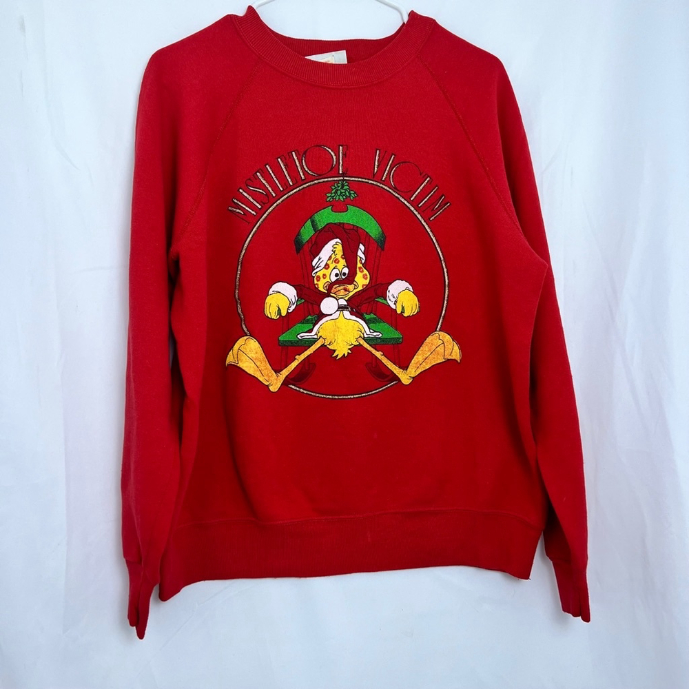Vintage Unisex Bassett-Walker Ugly Christmas Sweater Mistletoe Victim L Red